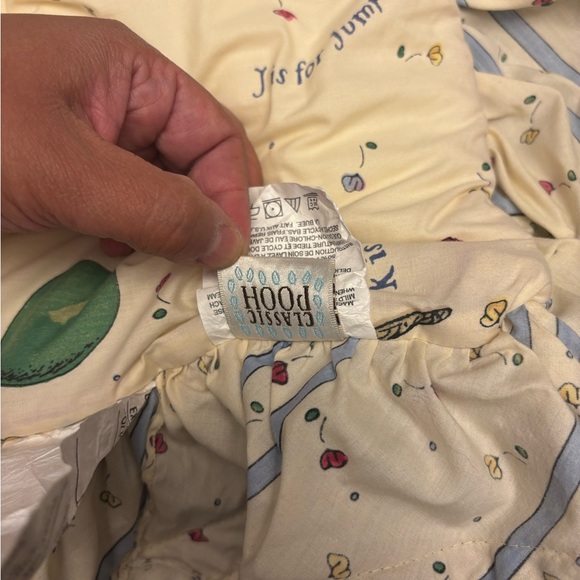 Vintage Classic Pooh 1999 Crib Bedding Comforter - Picture 3 of 6
